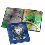 Doppelbuchseite illustriert und Covervorderseite  mit dem Titel " Tom und der Wolf" by Madella-Mella Ursula
